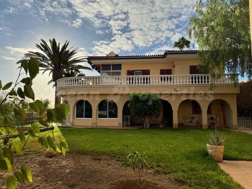 [006] Casa en Chayofa